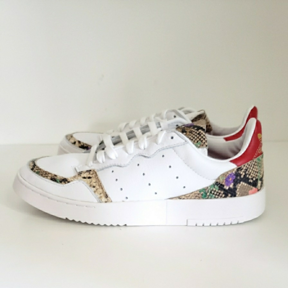 Addidas Snakers - Picture 8 of 11